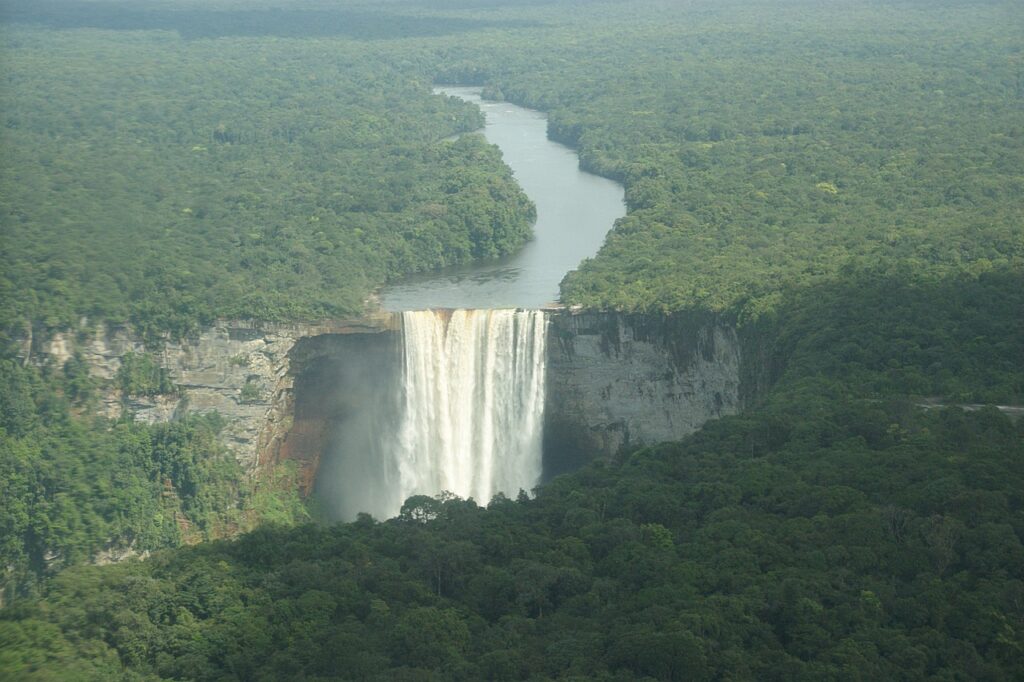 waterfalls, a single drop, guyana-5089714.jpg